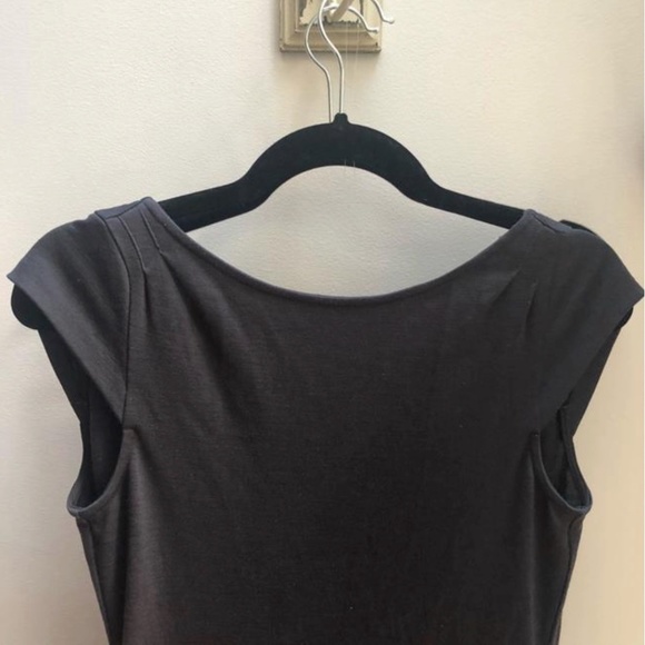 Diane Vom Furstenburg “Al Reves” reversible 100% wool wrap dress. - Picture 5 of 9